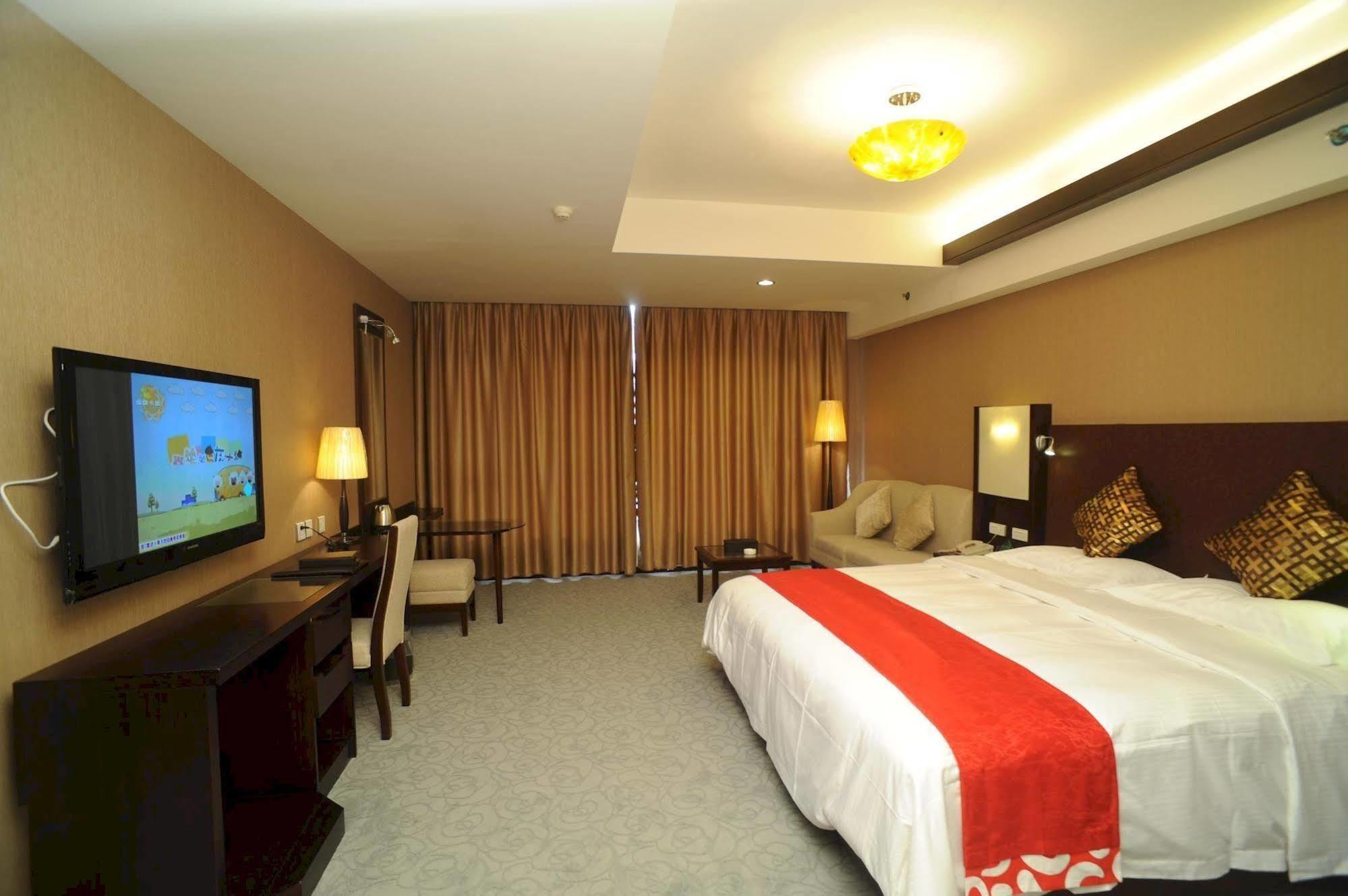 Golden Dragonball Hotel Kuej-lin Exteriér fotografie