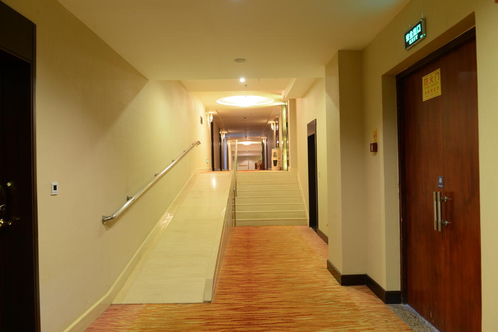 Golden Dragonball Hotel Kuej-lin Exteriér fotografie